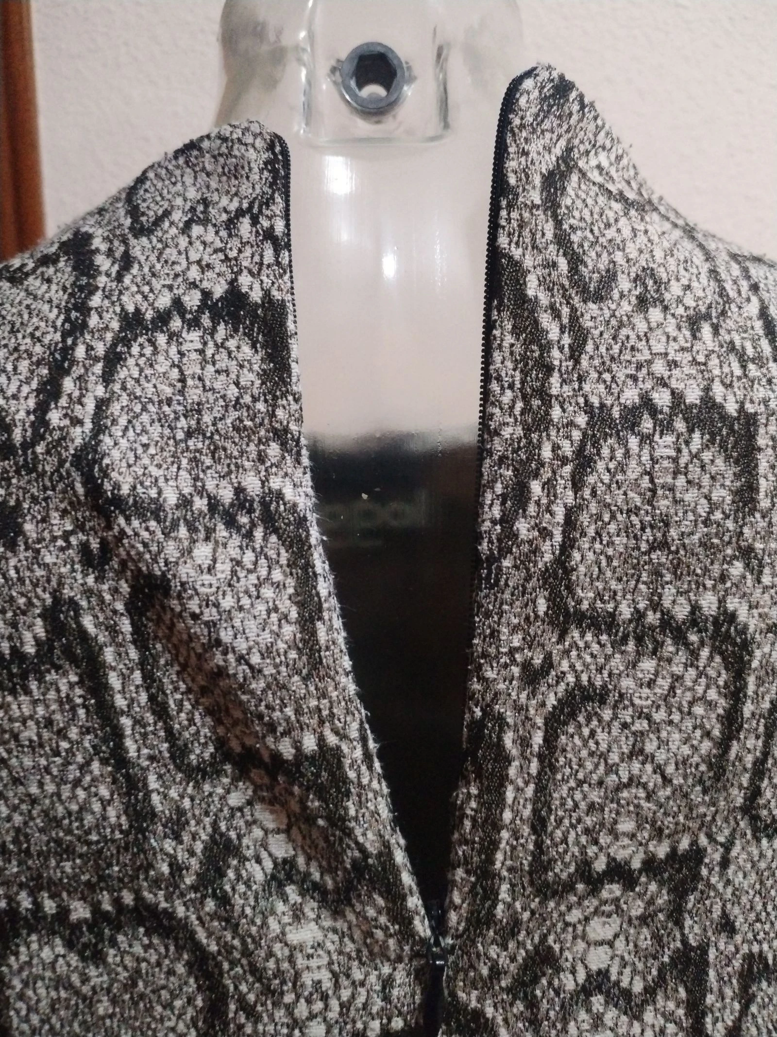 Vestido de verano de Zara con un estampado de serpiente o de cocodrilo – photo 5